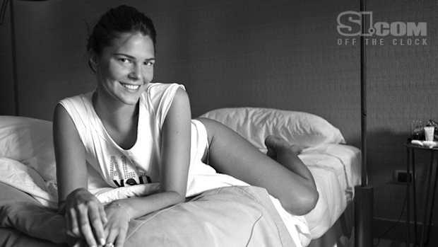 10_daniella-sarahyba_offtheclock_01.jpg